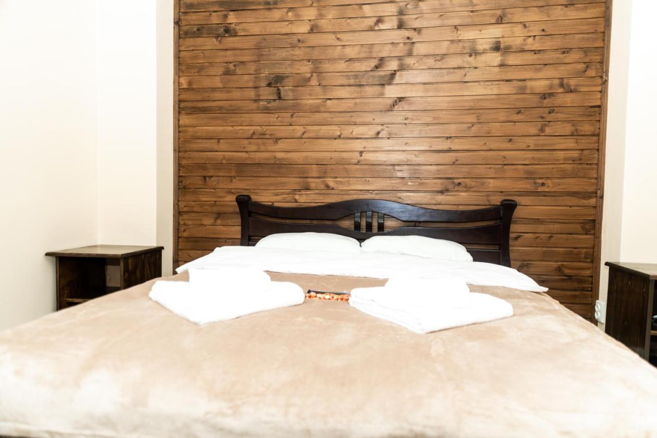 Wood House Hotel Pilipets ภายนอก รูปภาพ