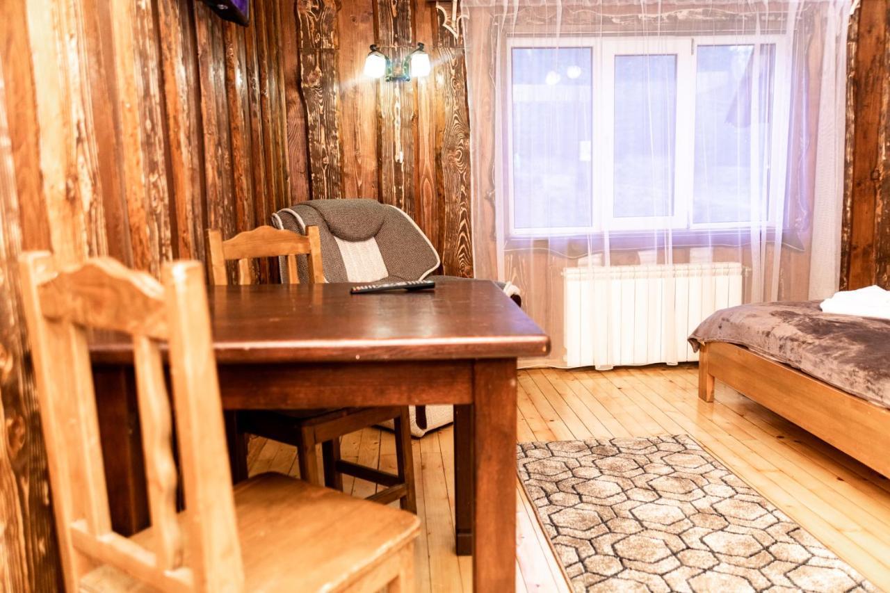 Wood House Hotel Pilipets ภายนอก รูปภาพ